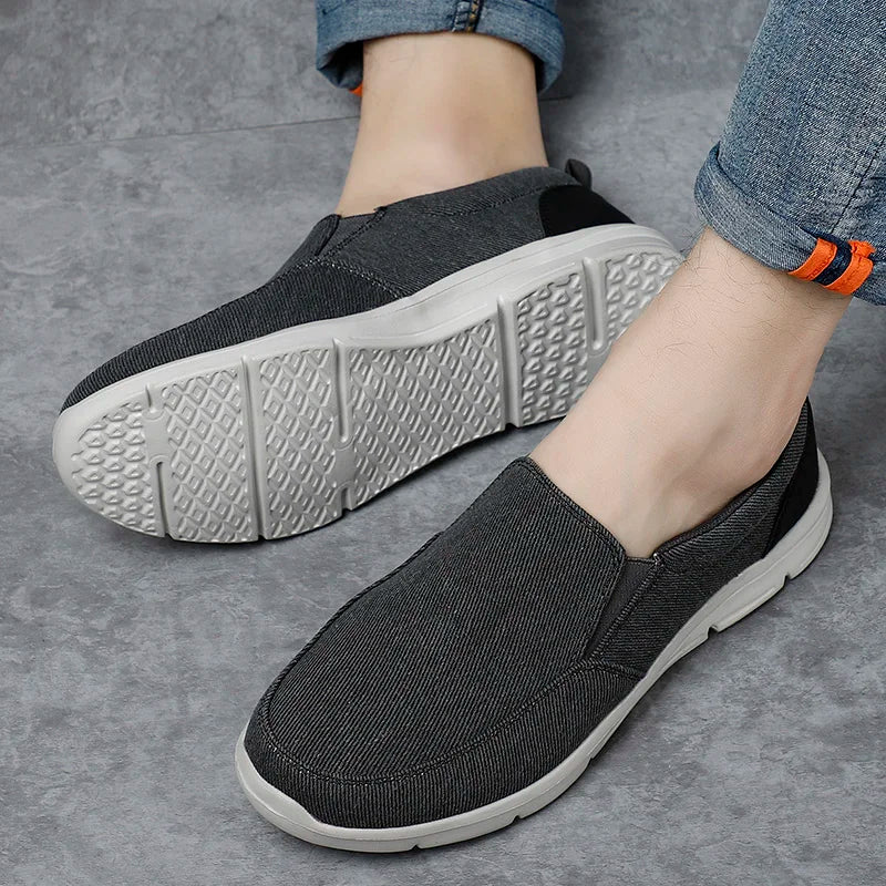 Men Casual Shoes Canvas Breathable Loafers Men Fashion New Male Comfortable Outdoor Walking Shoes Classic Loafers Men Sneakers