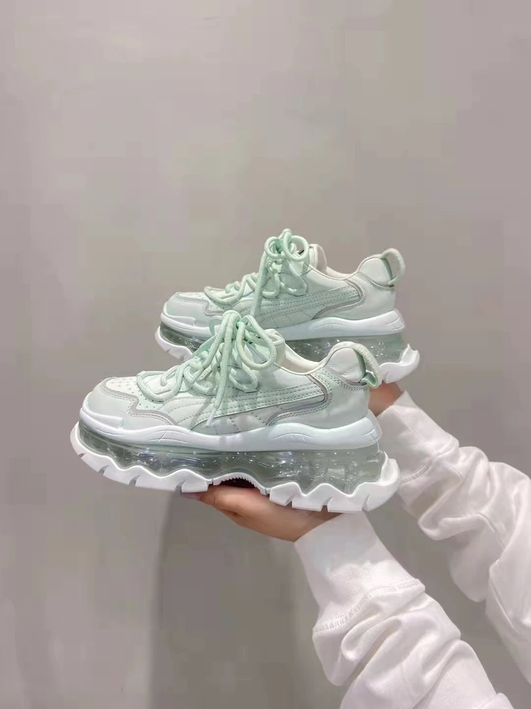 Shoes Women Sneakers Fashion Sole Design Light Color Summer Chunky Luxury Casual Sports Lace-up Basic Walking Shoes