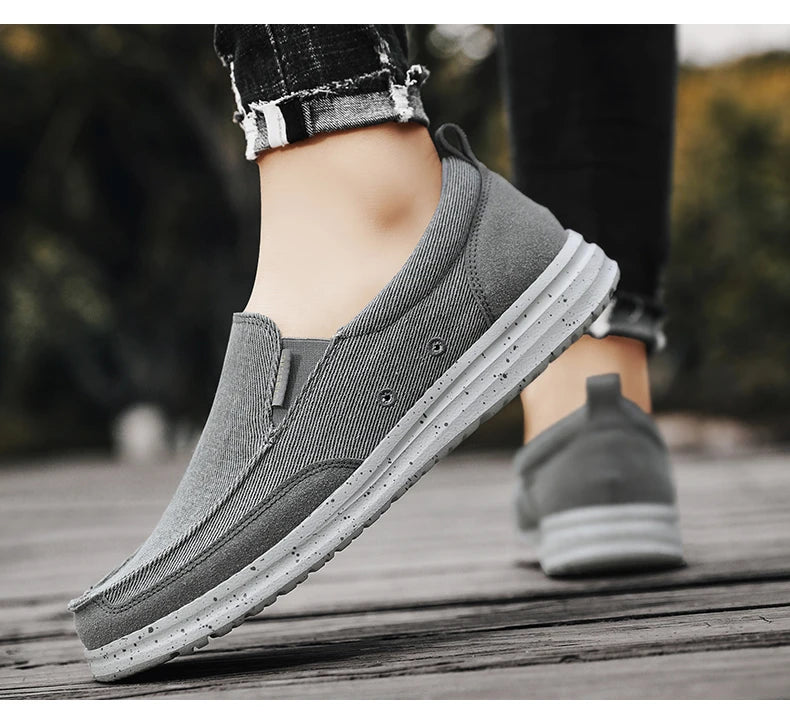 Brand Men's Shoes Canvas Breathable Casual Shoes Men Sneakers Flat Light Outdoor Walking Shoes Zapatillas Hombre Plus Size 39-47