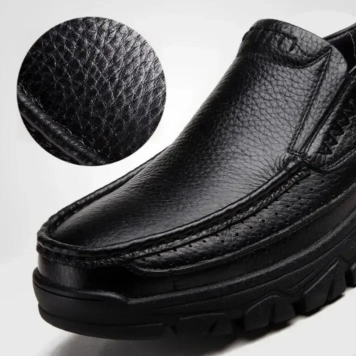 2025 New Handmade Genuine Leather Shoes 48 Men Loafers Soft Leather Men Thick Sole Casual Shoe Male Footwear Black Brown Slip-on