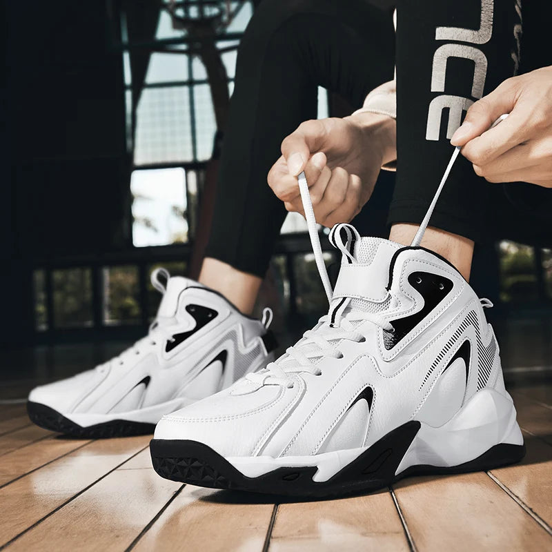 Men's plus size casual sneakers Four seasons breathable light outdoor basketball shoes fashion youth Joker sports running shoes