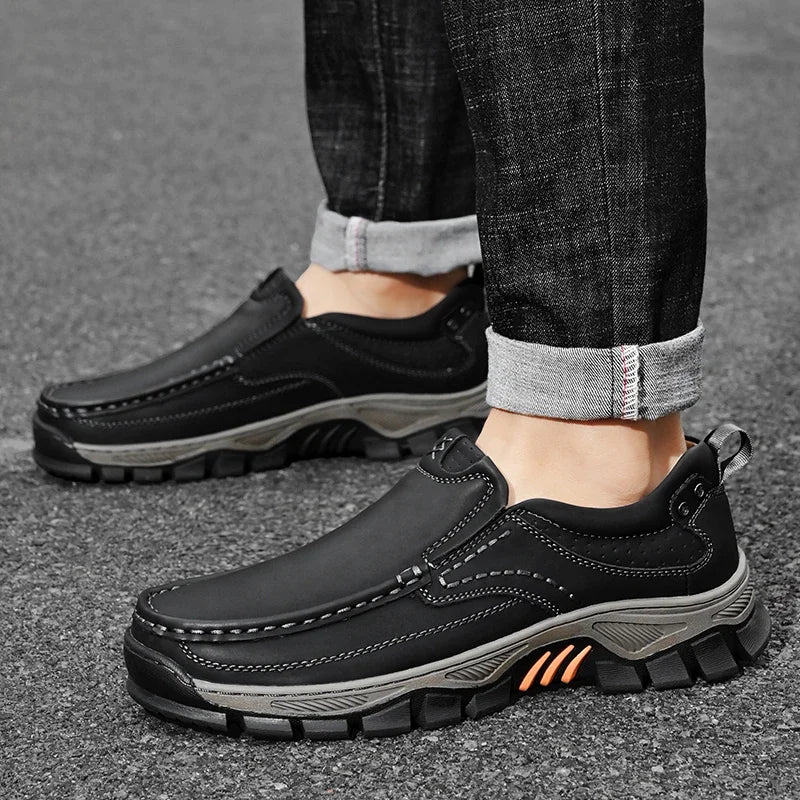 Retro Style Leather Loafers Mens Comfort Casual Shoes Breathable Male Driving Footwear Moccasin Travel Climbing Camping Footwear