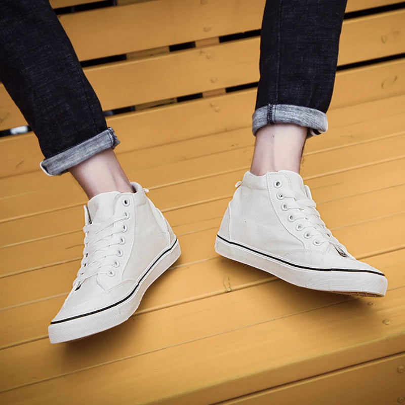 High Top Canvas Shoes Men Shoes Fashion Classics Casual Shoes Solid Color Lace Up Running Shoe High Quality Flat Male Sneakers