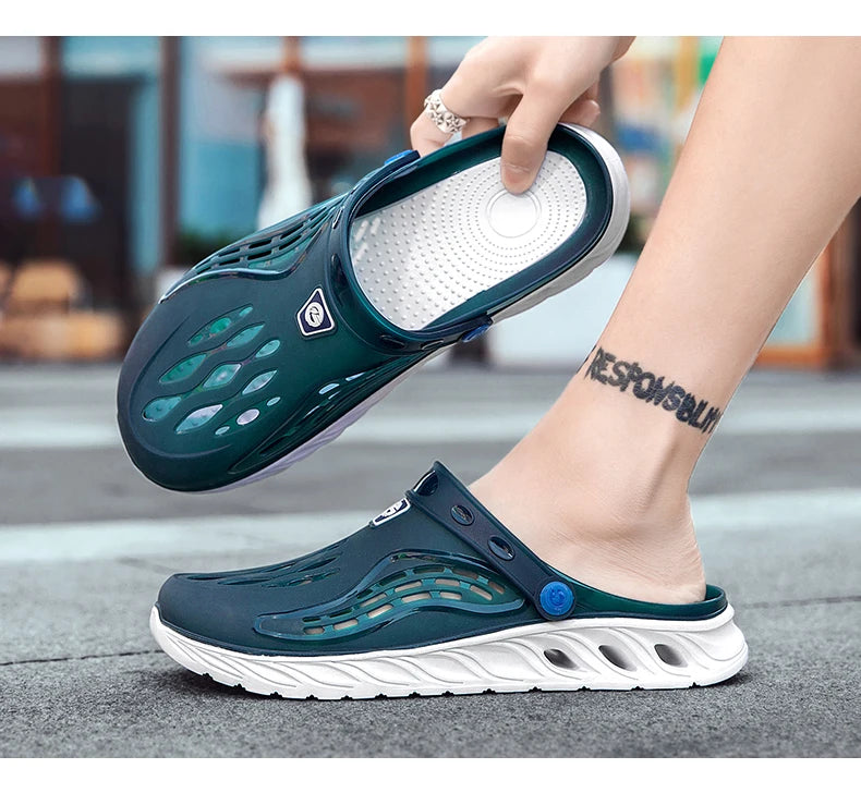 Summer Comfortable Men's Garden Clogs Male Outdoor EVA Injection Clogs Casual Sandal Men Beach Slippers Water Shoes Pool Sandals