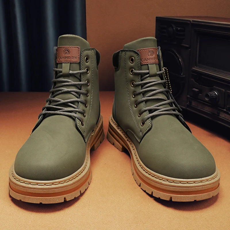 2026 Winter Ankle Boots Men's Boots Outdoor Yellow Boots Classic Design High Top Men Casual Shoes Botas Para Hombre